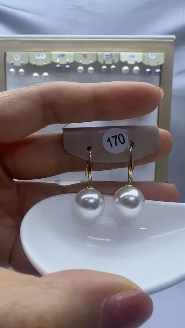 【闪购商品】淡水珍珠耳饰18K金镶嵌170