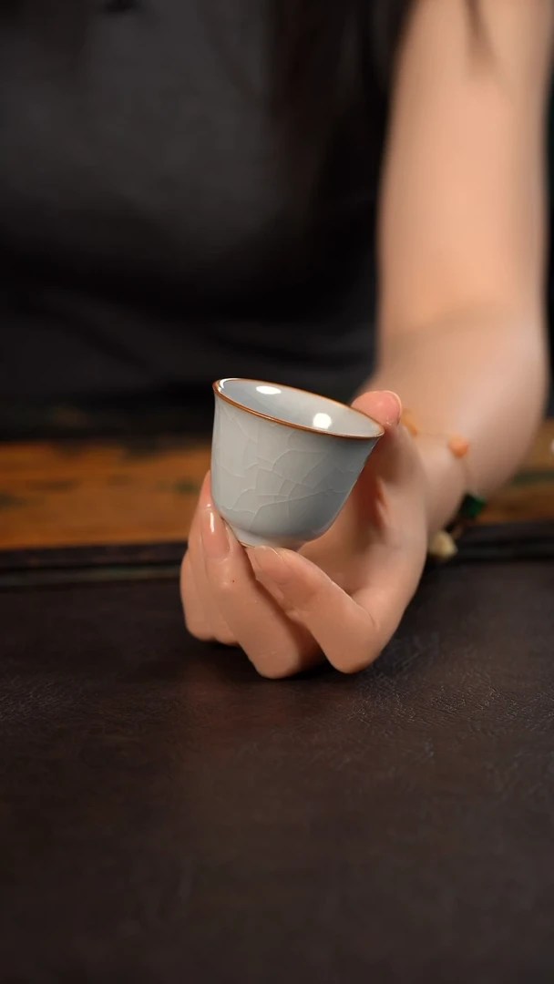 伟壶汝窑铃铛杯 青贤