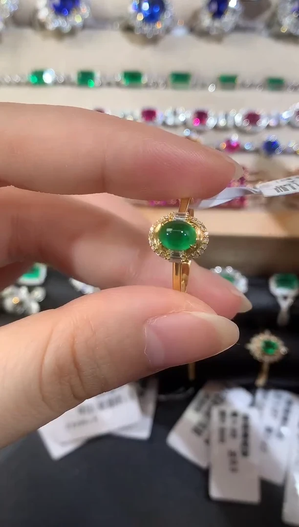 18K金镶嵌戒指祖母绿D109|2980