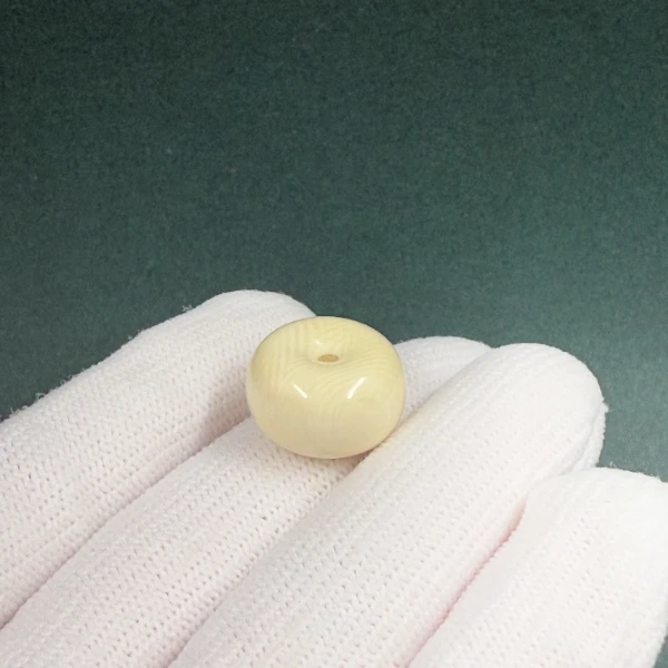 B6353天然猛犸牙平安扣 支持鉴定 假一罚四