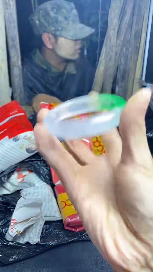 满色吊坠 所见即所得！