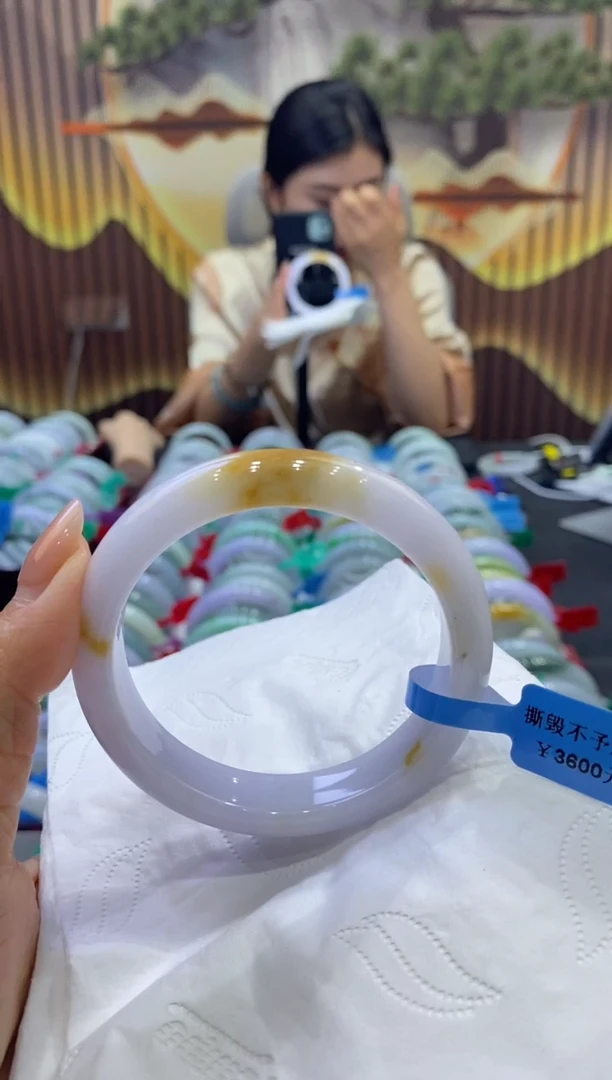 翡翠手镯未镶嵌00003811