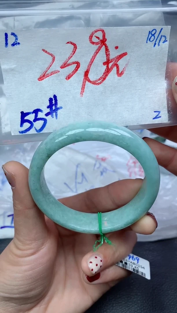 未镶嵌定制翡翠12毛货需精细抛光手镯拍一发一