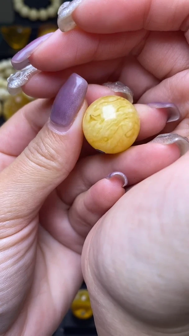 【闪购商品】琥珀裸石未镶嵌葵. 4