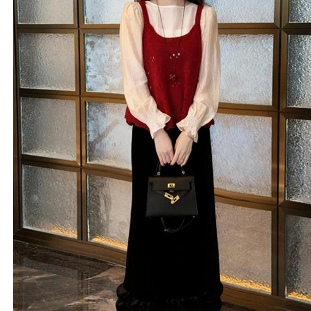 小众套装裙女2025年春秋季新款针织背心圆领衬衫开叉半身裙三件套