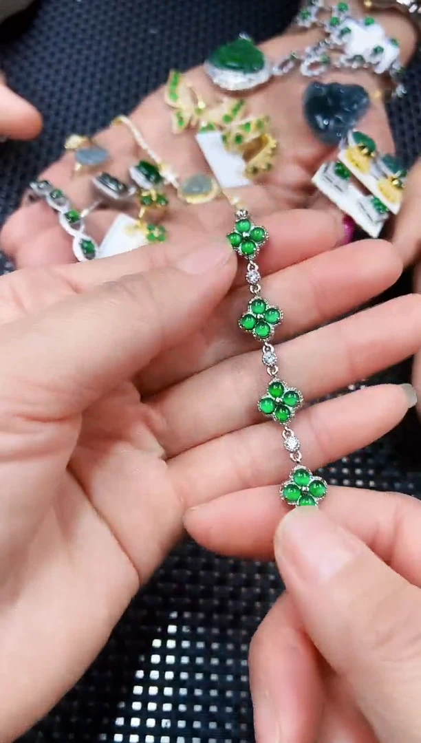 【闪购商品】翡翠手链未镶嵌11111111