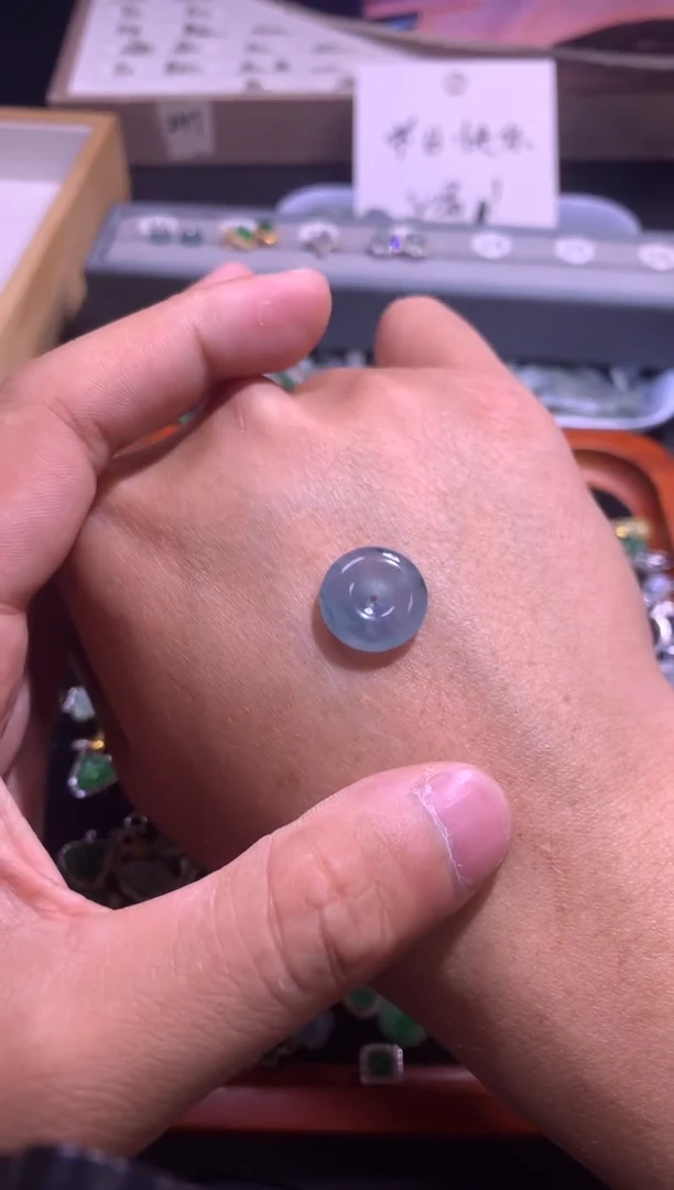 翡翠未镶嵌吊坠(不含链)1