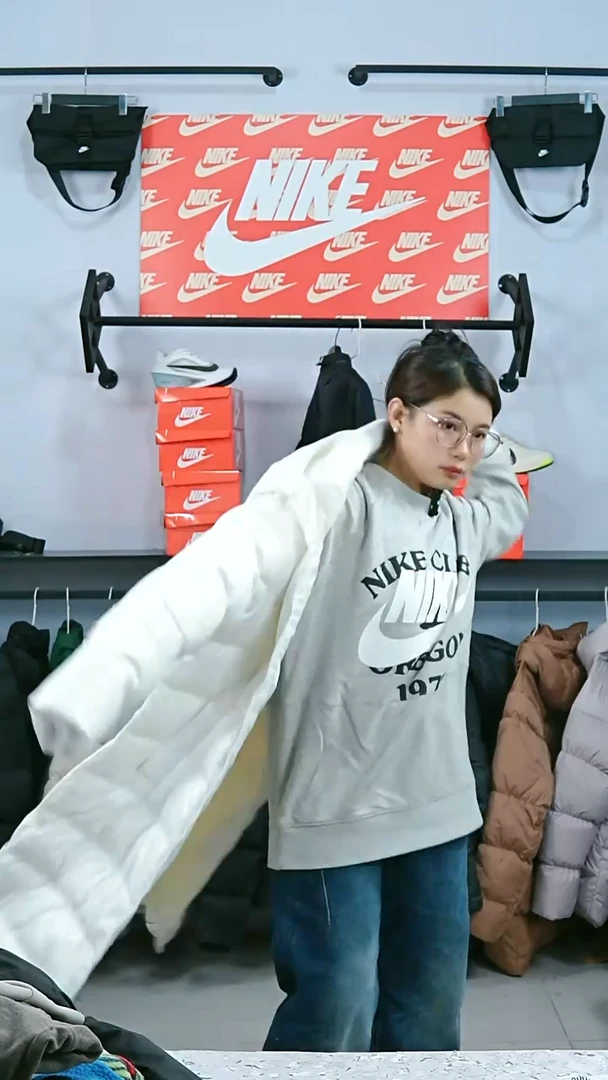 2152闪购编码运动衣以直播间过款为准尺码XL