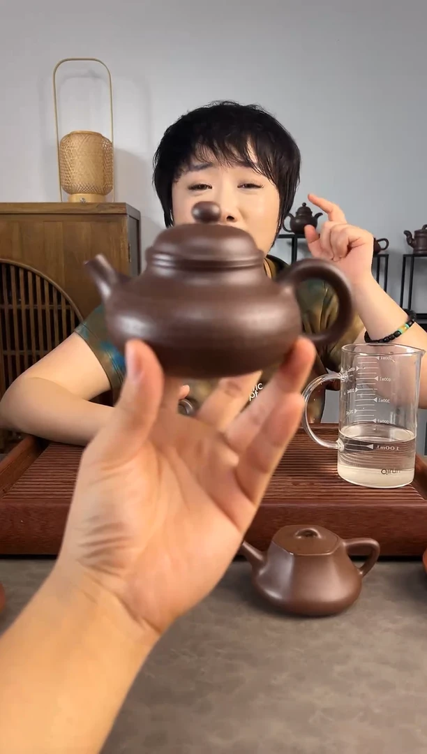 茶壶紫砂唐*容天刻绘