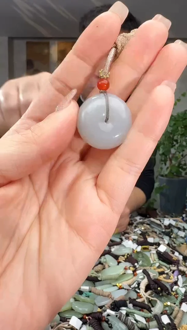 颈饰未镶嵌和田玉拍一发一多样性发货