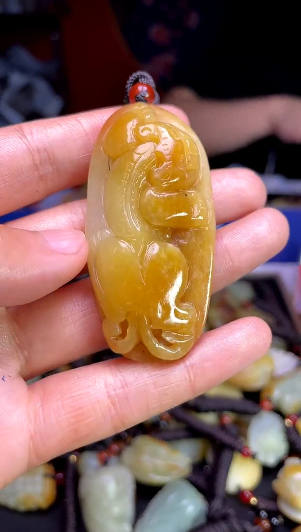 和田玉未镶嵌颈饰1