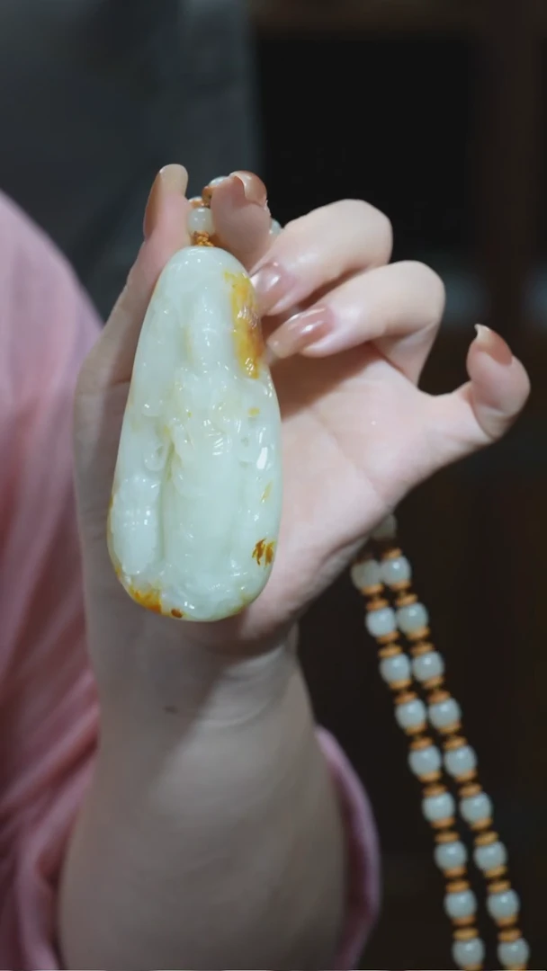 颈饰未镶嵌和田玉观音