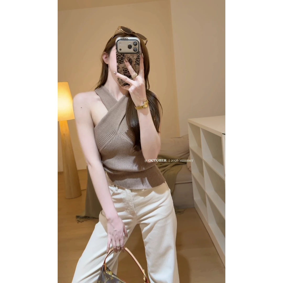 MARIE.COCO法式纯欲风性感交叉挂脖针织背心外穿女高腰阔腿牛仔裤商品图