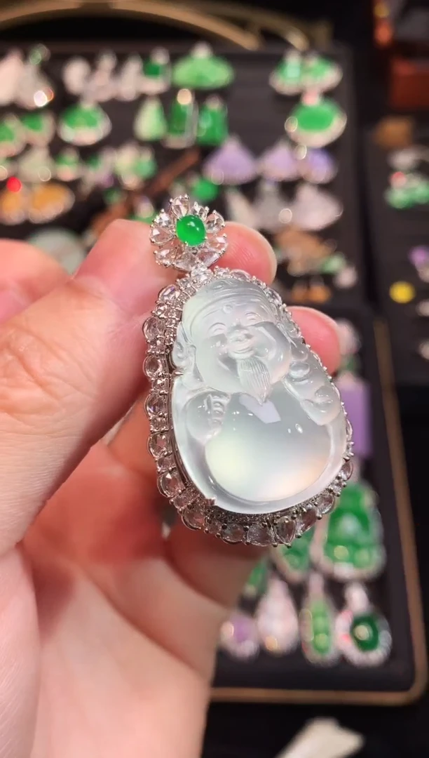 吊坠(赠链)18K金镶嵌翡翠玻璃种极光白财神吊坠