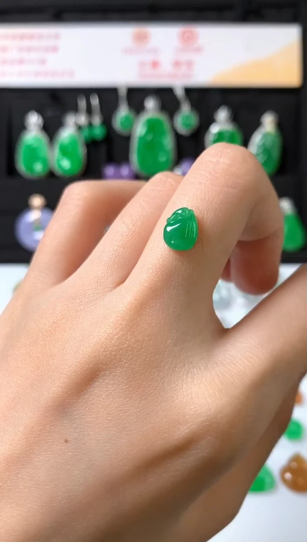 未镶嵌定制翡翠裸石（镶嵌定制）