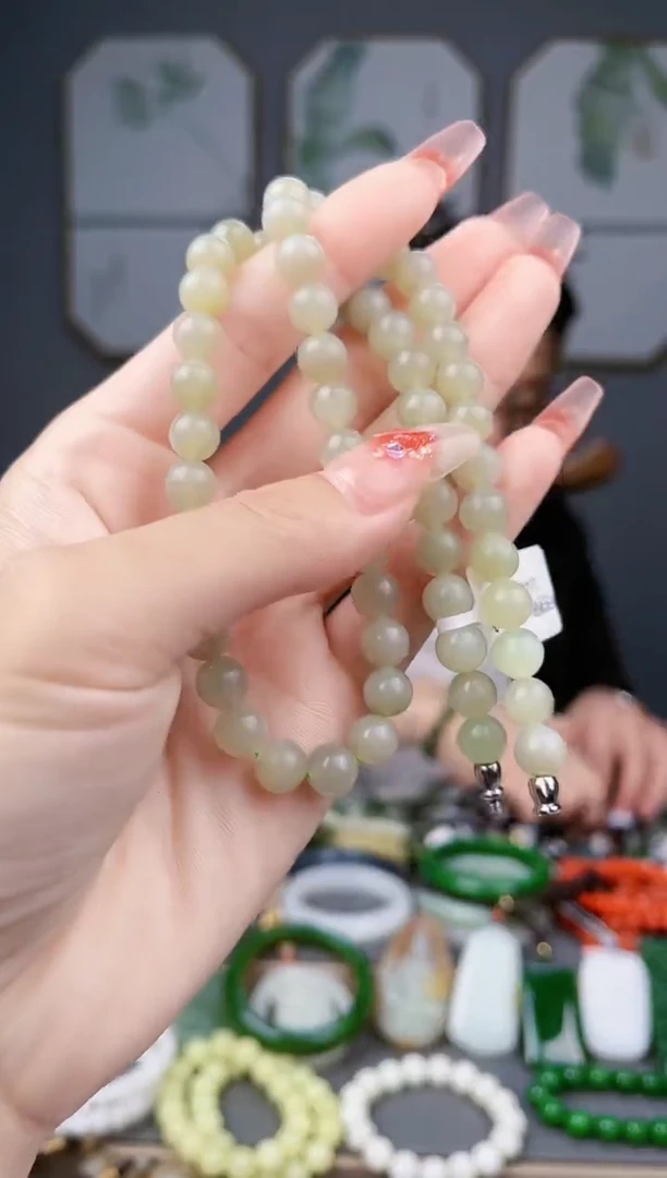 和田玉未镶嵌颈饰多样性发货   拍一单发一个