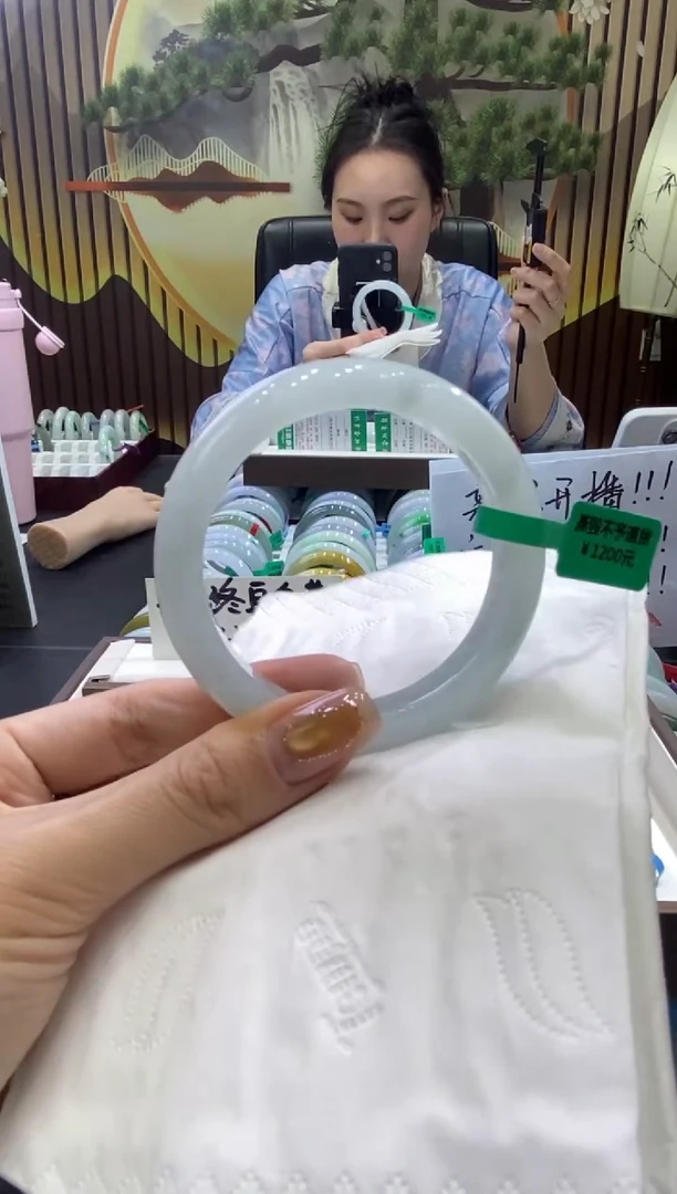 未镶嵌手镯翡翠0004705