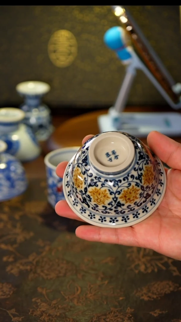 【闪购商品】墨舍慕古缠枝莲大压手杯@@msmg1