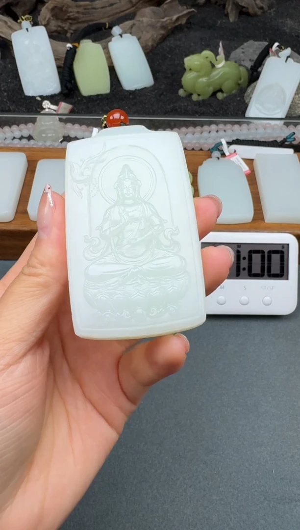 颈饰未镶嵌和田玉3