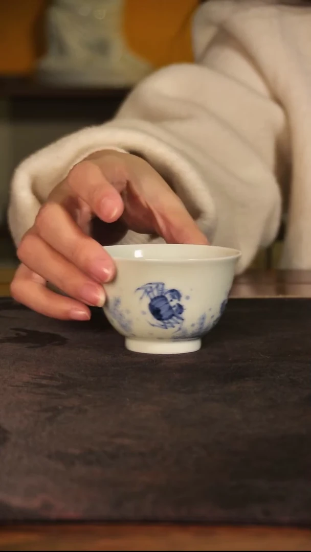 乐之斋青花螃蟹主人杯