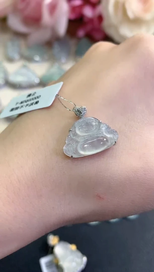 吊坠(不含链)18K金镶嵌翡翠冬日珠宝Q19