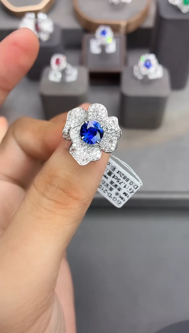 戒指蓝宝石18K金镶嵌1.75ct/皇家蓝/GUILD/七天鉴赏
