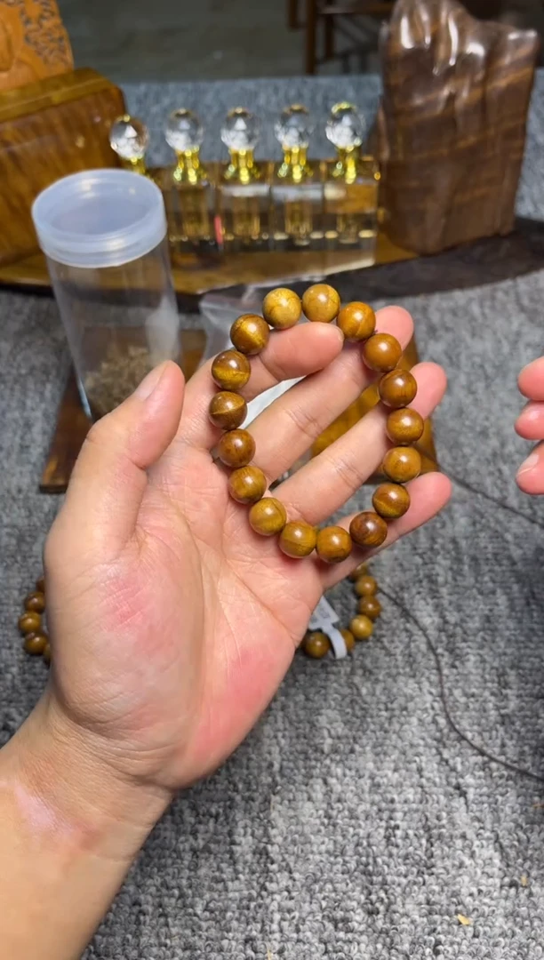 手串/手链楠木（金丝楠）1.2红油底66