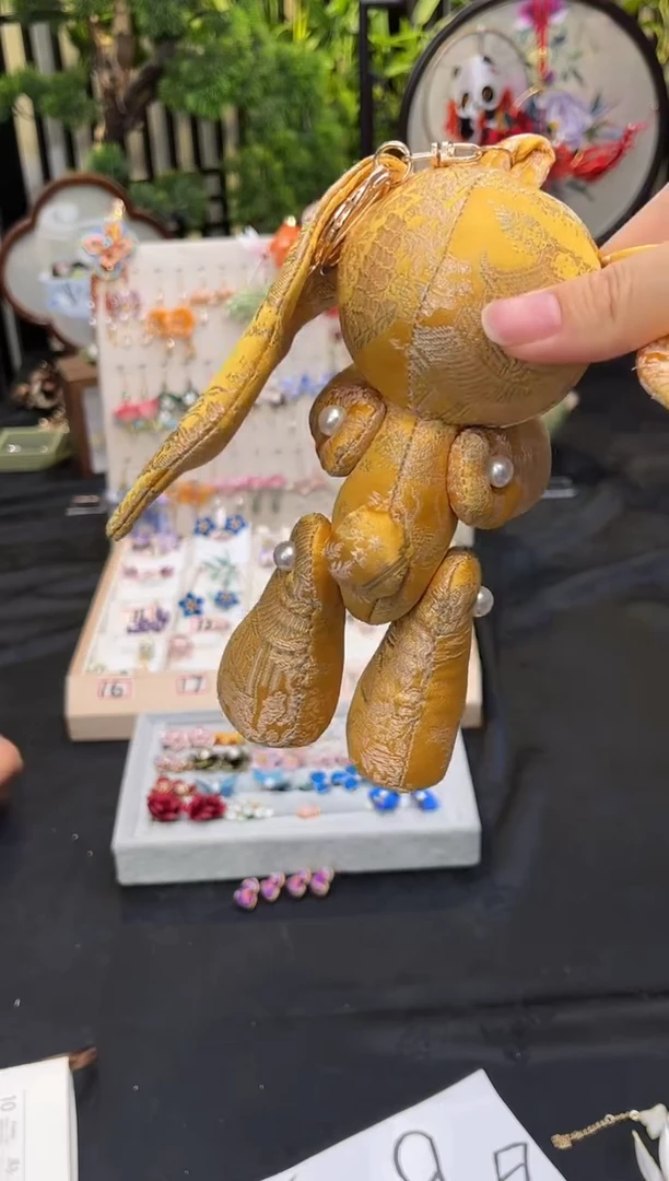 织绣非遗苏绣饰品