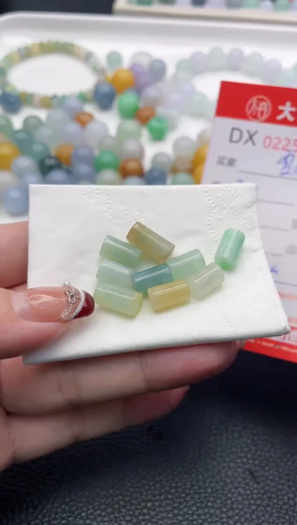 【闪购商品】定制翡翠未镶嵌珠子