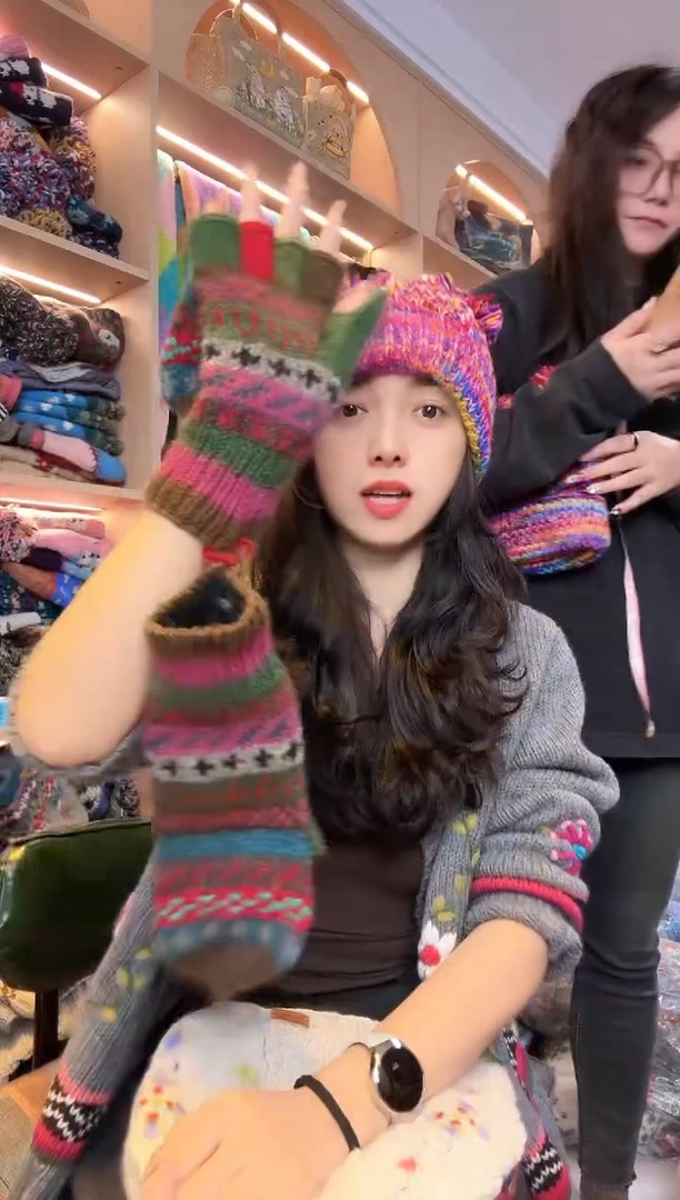 绵羊毛王*涵百羊毛手套A974