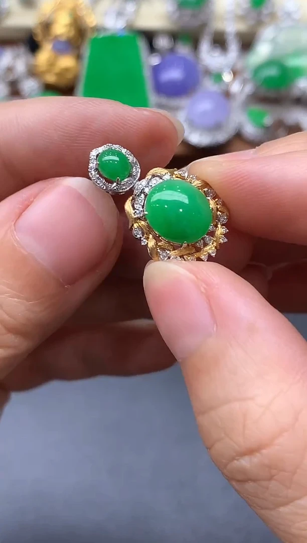 颈饰18K金镶嵌翡翠497中国好珍宝