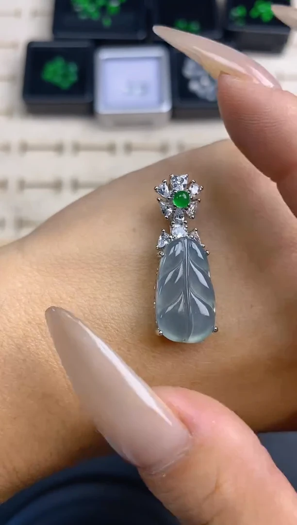 翡翠裸石天然翡翠蛋面16