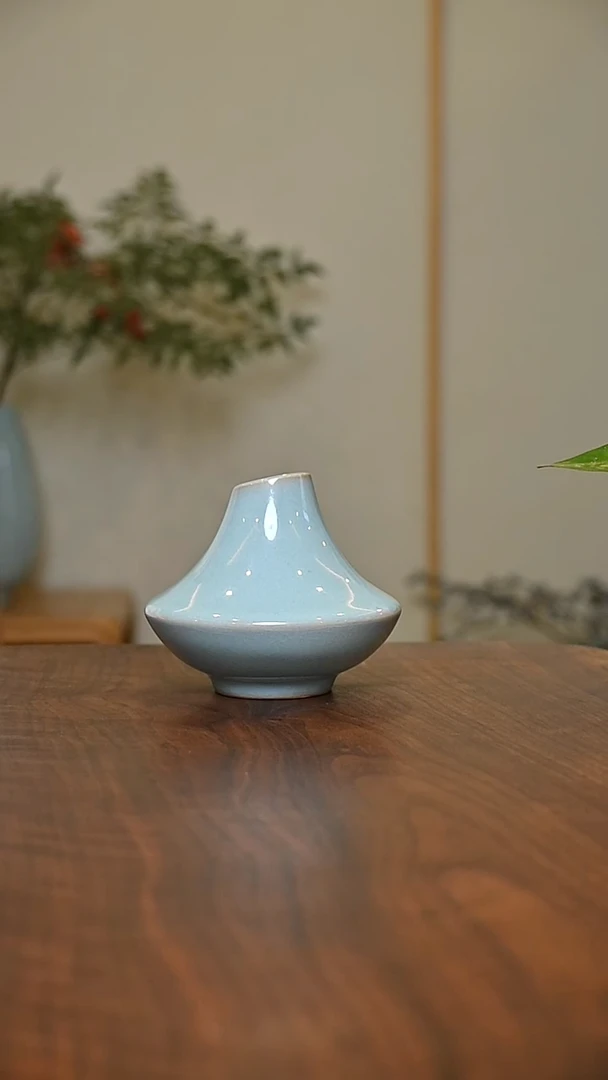 青山瓶 天青 微瑕 朱家汝窑款
