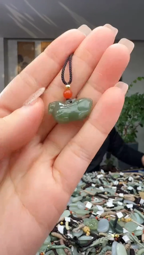 颈饰未镶嵌和田玉拍一发一多样性发货