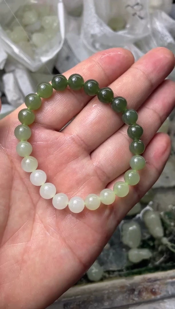 和田玉未镶嵌颈饰1