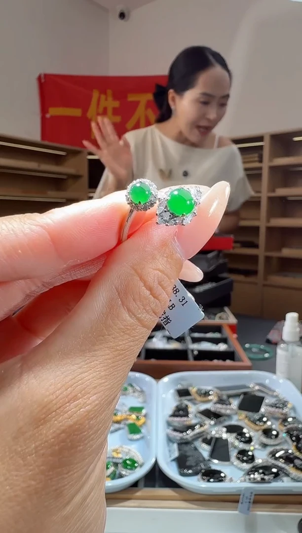 银S925镶嵌定制翡翠戒指（多样性发其一）