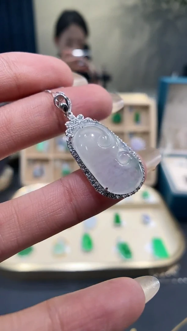 【闪购商品】翡翠吊坠(不含链)银S925镶嵌如意