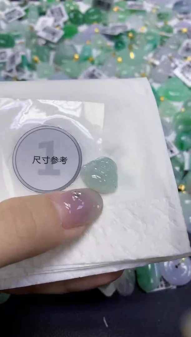颈饰未镶嵌翡翠天然缅甸翡翠A货百元以上9元证书费自理
