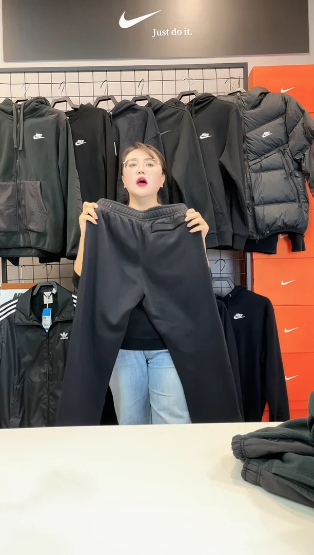 2708 黑色加绒直筒长裤L码130斤-150斤不退换