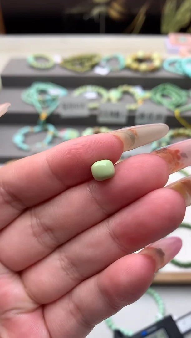 南红玛瑙单珠(多样发一颗）（未镶嵌C69