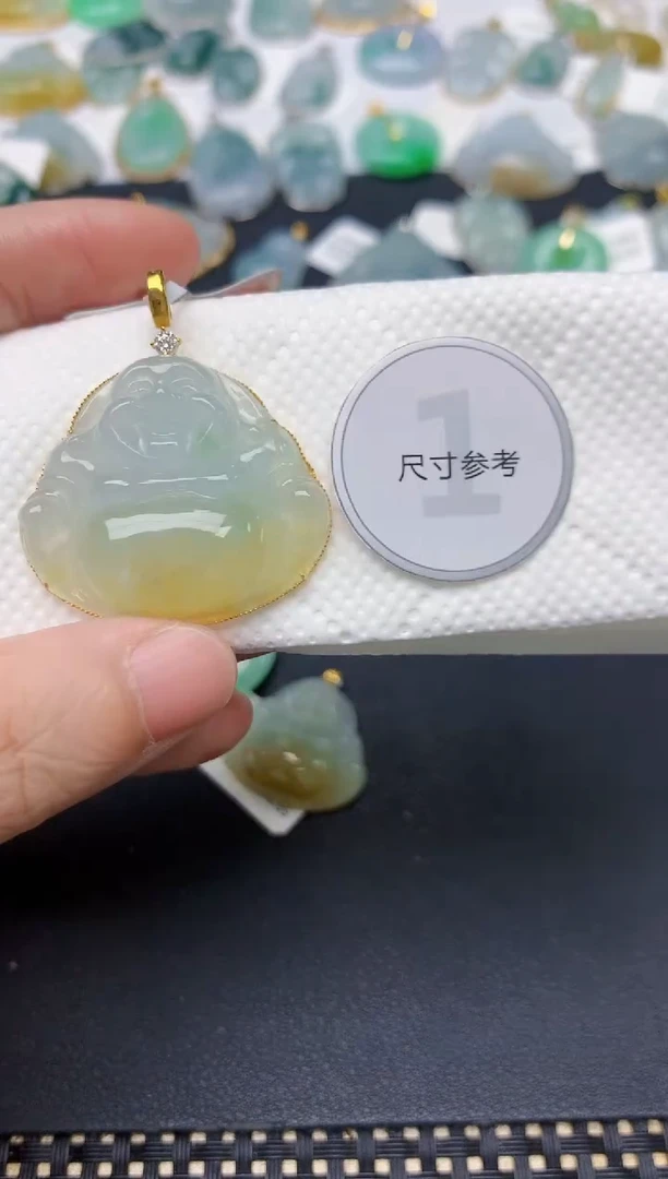 翡翠18K金镶嵌颈饰天然缅甸A货翡翠
