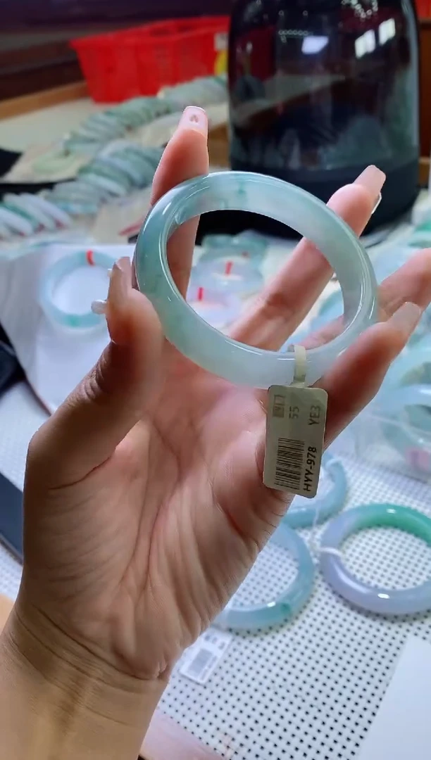 未镶嵌手镯翡翠正圈55圈口，4024