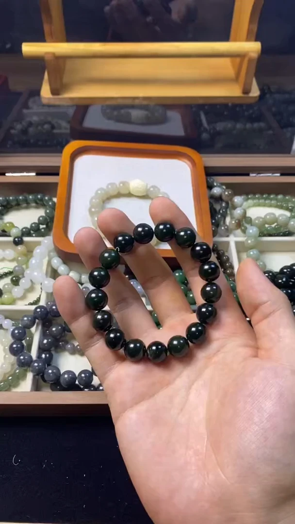 未镶嵌手串和田玉主播推荐！！