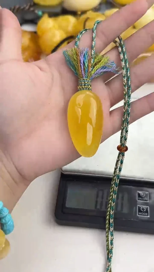 裸石琥珀未镶嵌天然琥珀蜜蜡吊坠