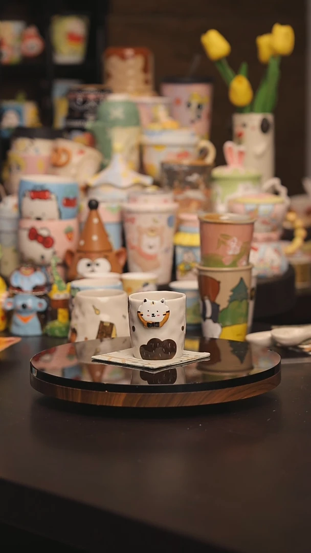 景德镇釉下彩绘设计师款式陶瓷