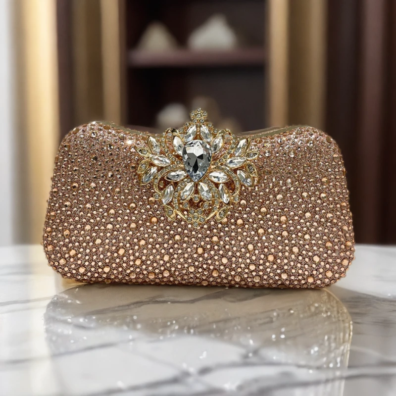 法系蓝涵《名流千金》名媛满钻时尚手拿包高档晚宴包气质宴会镶钻