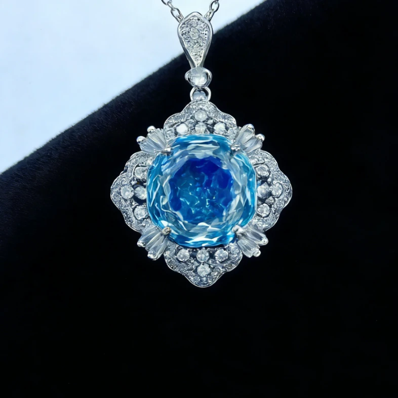 蓝宝石深海穹光