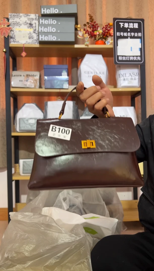 小牛剖层皮革老张家女包100