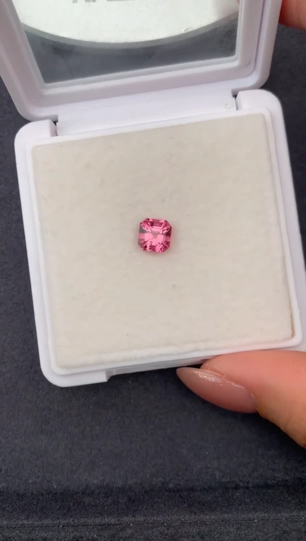 未镶嵌裸石碧玺1.4ct 粉碧玺 定制 FE