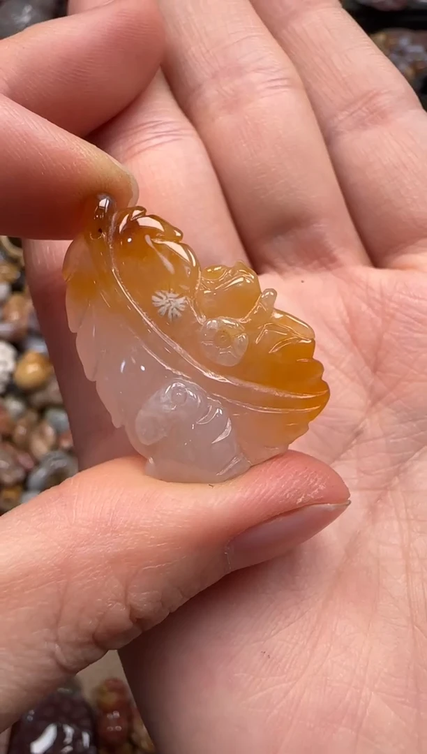 【闪购商品】硅化珊瑚（珊瑚玉）颈饰未镶嵌012
